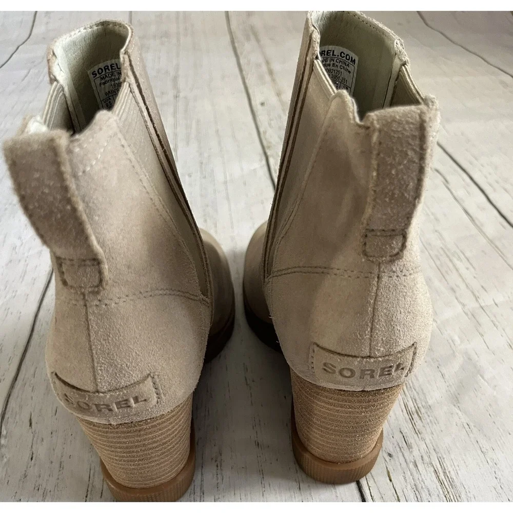 Sorel Beige Suede Wedge Rain Boots In 9 1/2